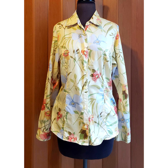 Liz Claiborne Tops - Liz Claiborne/ Liz wear cotton size 8 yellow long sleeve button up woven top